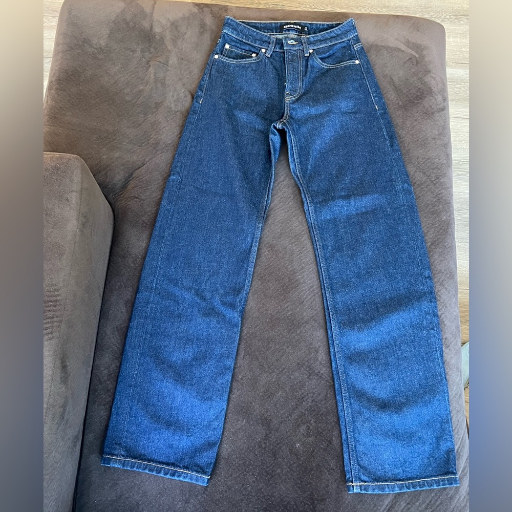 EB DENIM Blue Straight-Leg Jeans SIZE 23. Brand new  without tags.
